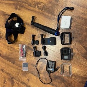 Go pro 7 with accessories.